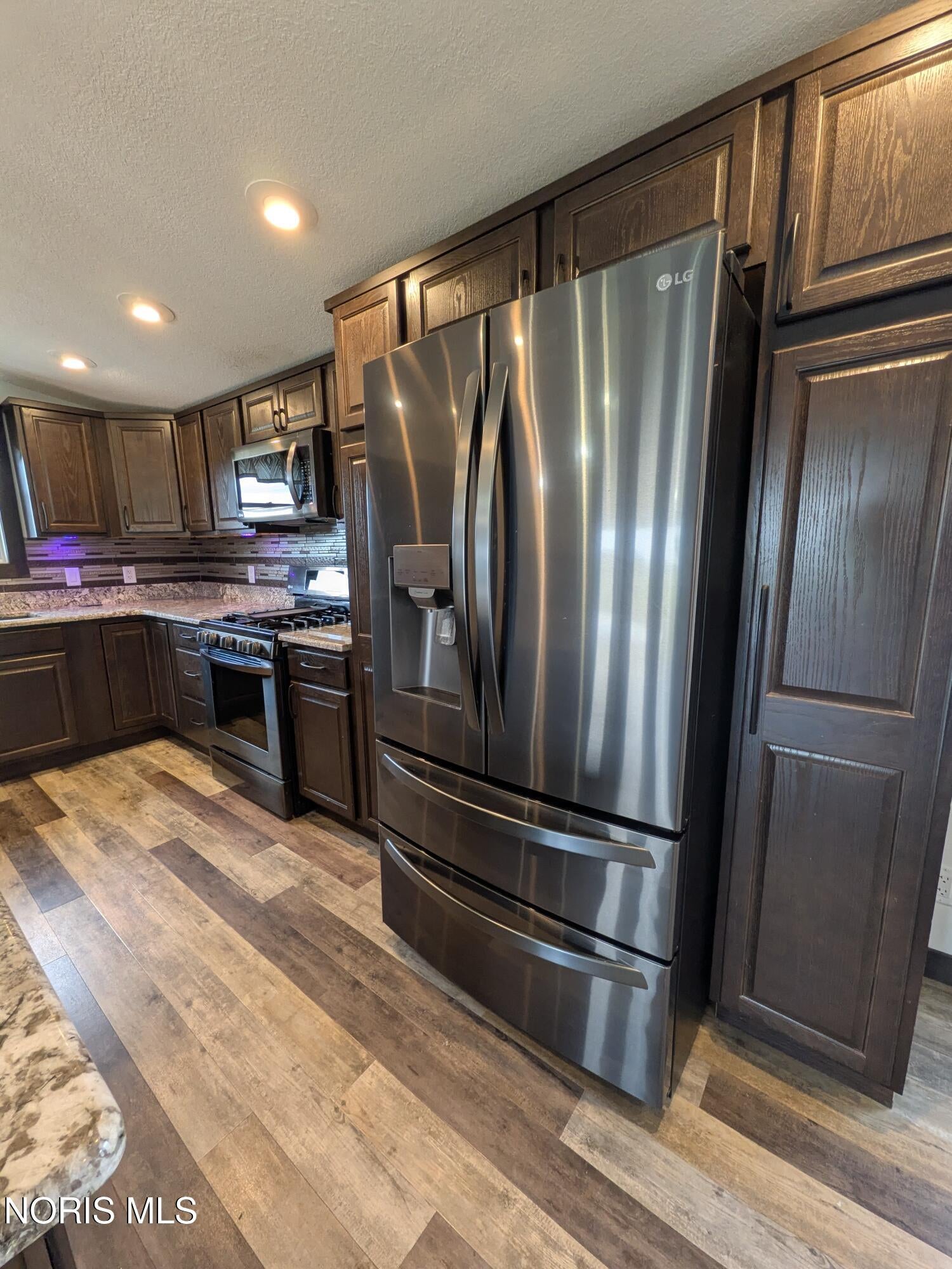 17156 Harris Road Defiance, OH 43512 - Photo 10 of 32 fridge