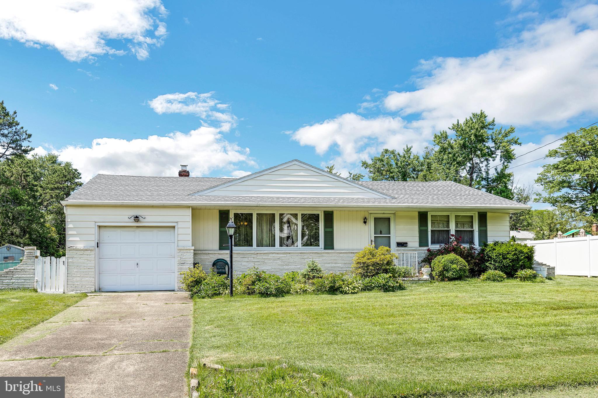 134 North Valleybrook Road Cherry Hill, NJ 08034 - Photo 1 of 30 Lovely Home Just Waiting for New Owners