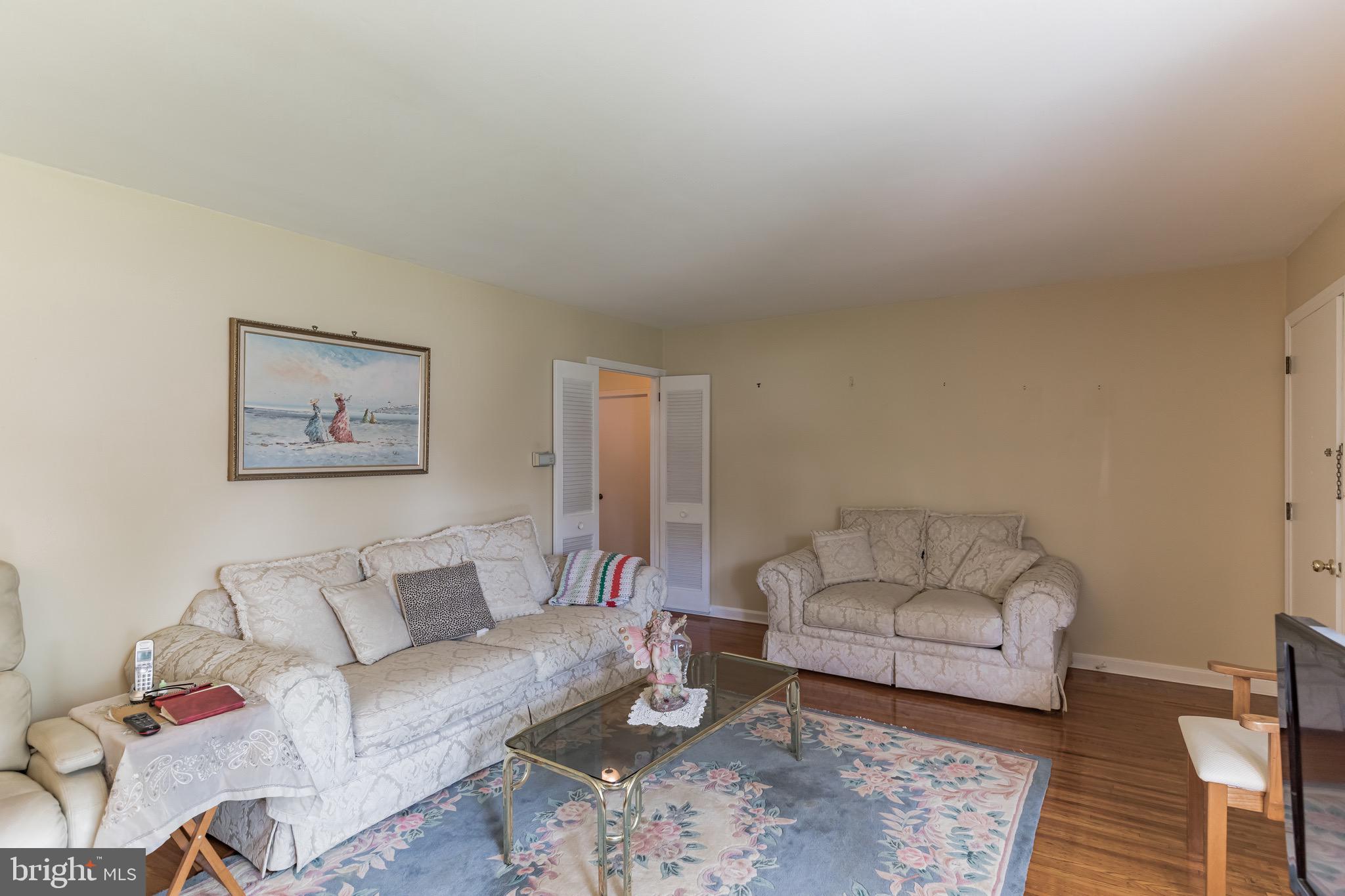 134 North Valleybrook Road Cherry Hill, NJ 08034 - Photo 4 of 30
