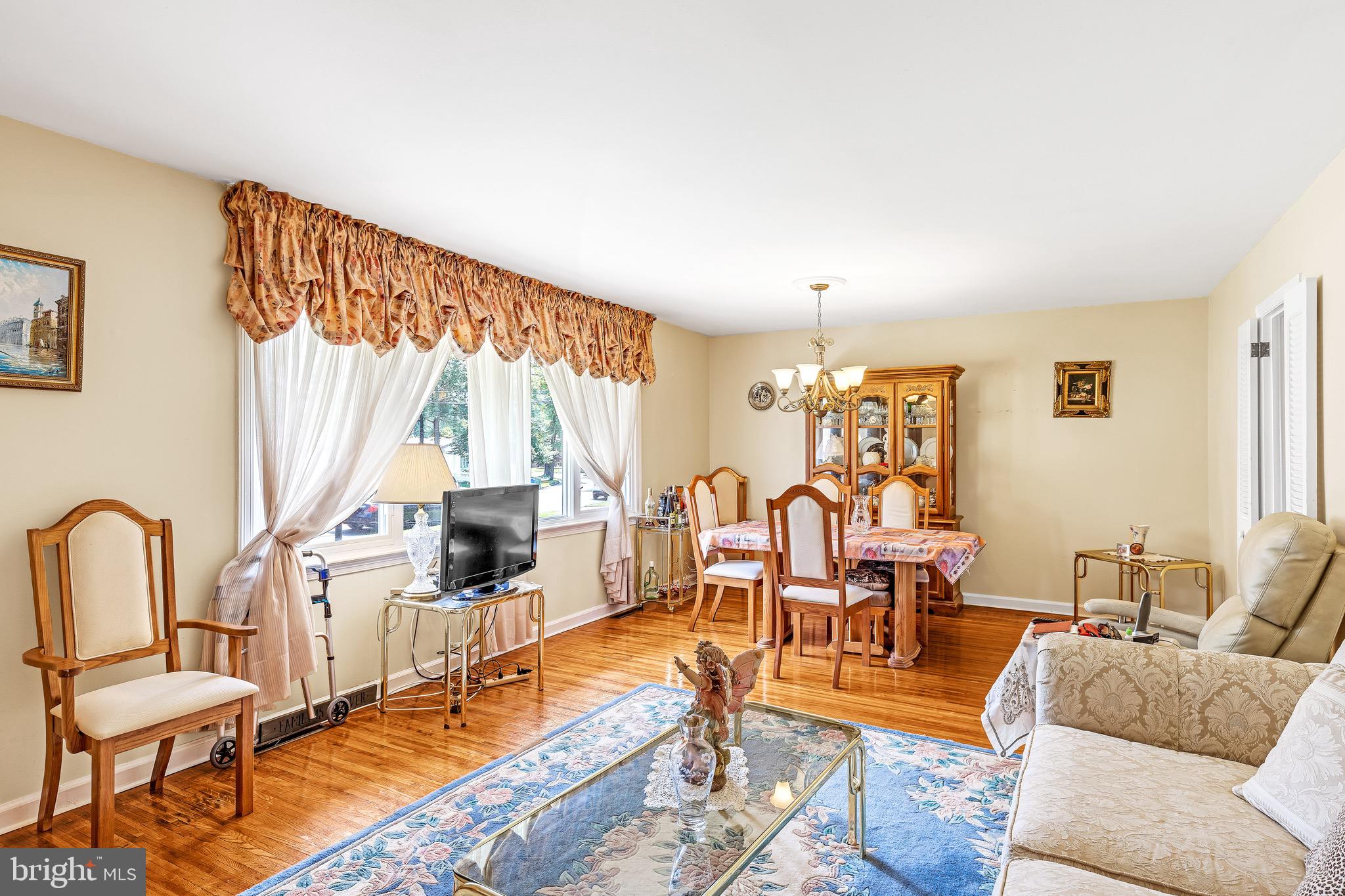 134 North Valleybrook Road Cherry Hill, NJ 08034 - Photo 8 of 30