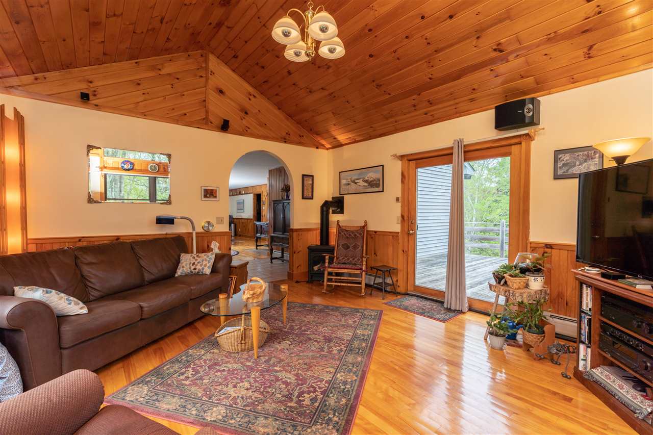 395 Macmiller Road, Unit 3 Morristown, VT 05661 - Photo 4 of 22