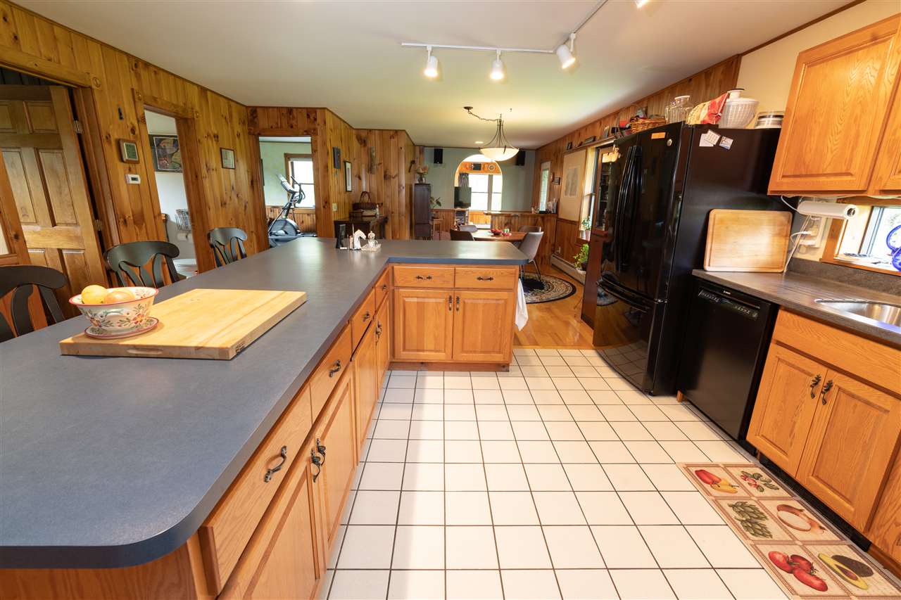 395 Macmiller Road, Unit 3 Morristown, VT 05661 - Photo 6 of 22