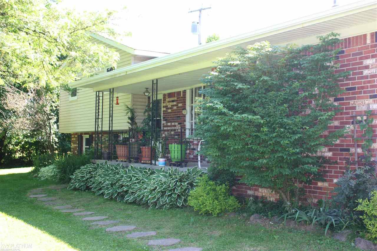 4783 Bricker Road Avoca, MI 48006 - Photo 64 of 91 31385446-63.JPG
