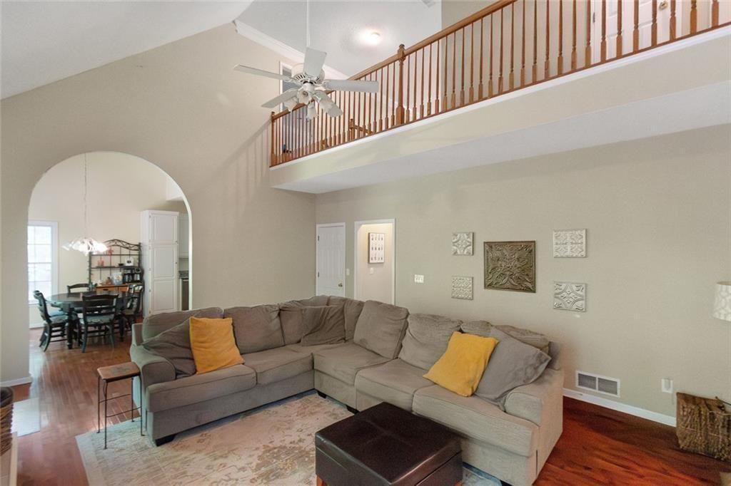 736 Ellison Road Tyrone, GA 30290 - Photo 10 of 20