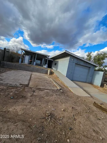 $415,000 | 535 East Agua Fria Lane, Avondale, AZ 85323
