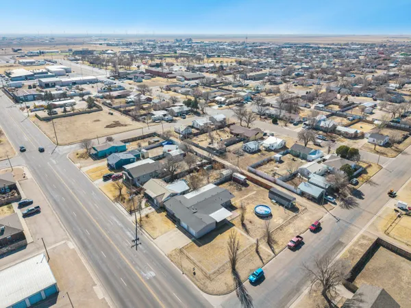 $255,000 | 1104 South Maddox Avenue, Dumas, TX 79029