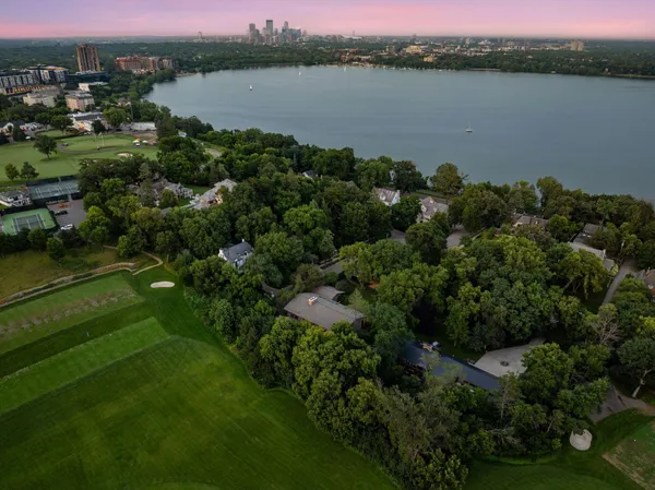 $1,495,000 | 3325 West 34 1/2 Street, Minneapolis, MN 55416