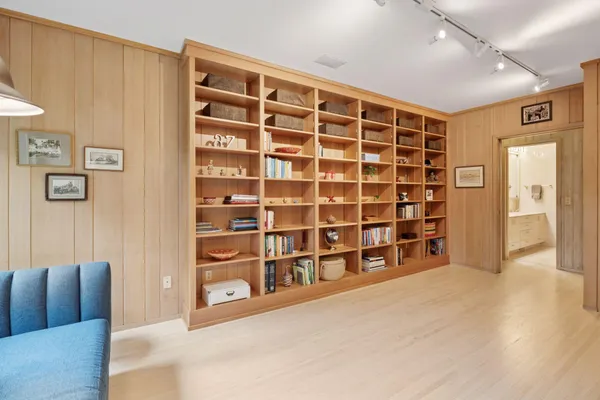 $1,495,000 | 3325 West 34 1/2 Street, Minneapolis, MN 55416