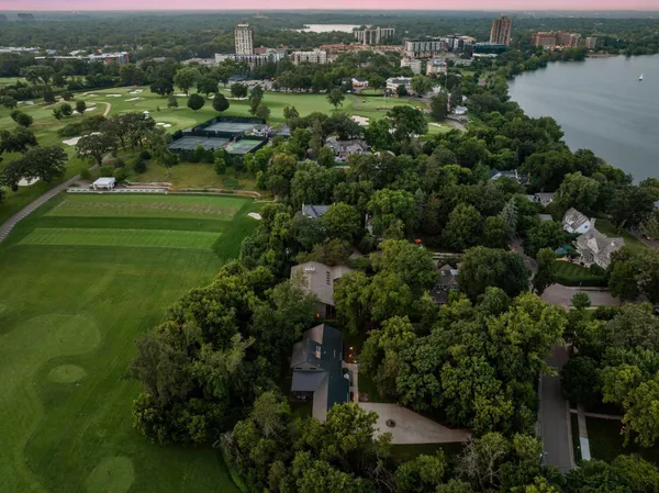 $1,495,000 | 3325 West 34 1/2 Street, Minneapolis, MN 55416