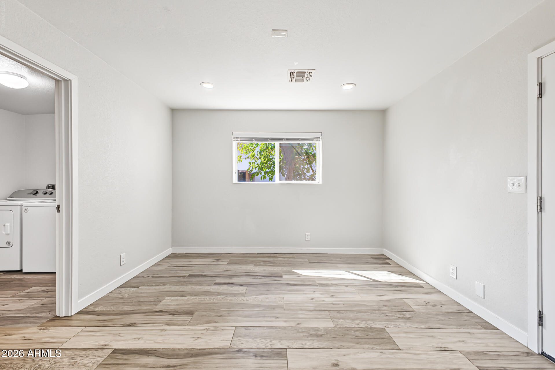 827 West Romo Jones Street Tempe, AZ 85281 - Photo 8 of 31 Dining Area