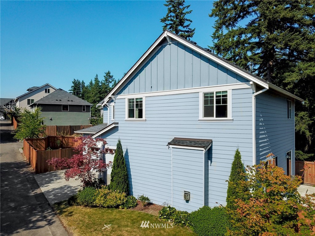 3304 181st Street Southeast Bothell, WA 98012 - Photo 2 of 34 Gallery Image 2