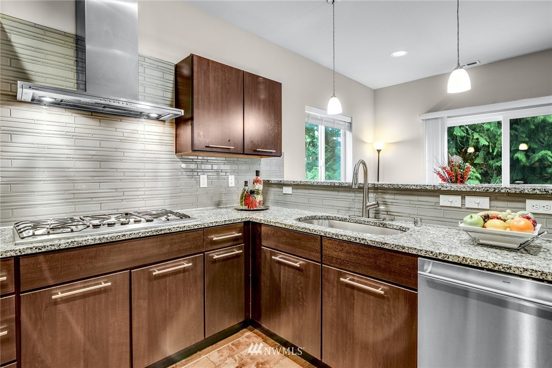 3304 181st Street Southeast Bothell, WA 98012 - Photo 11 of 34 Gallery Image 11