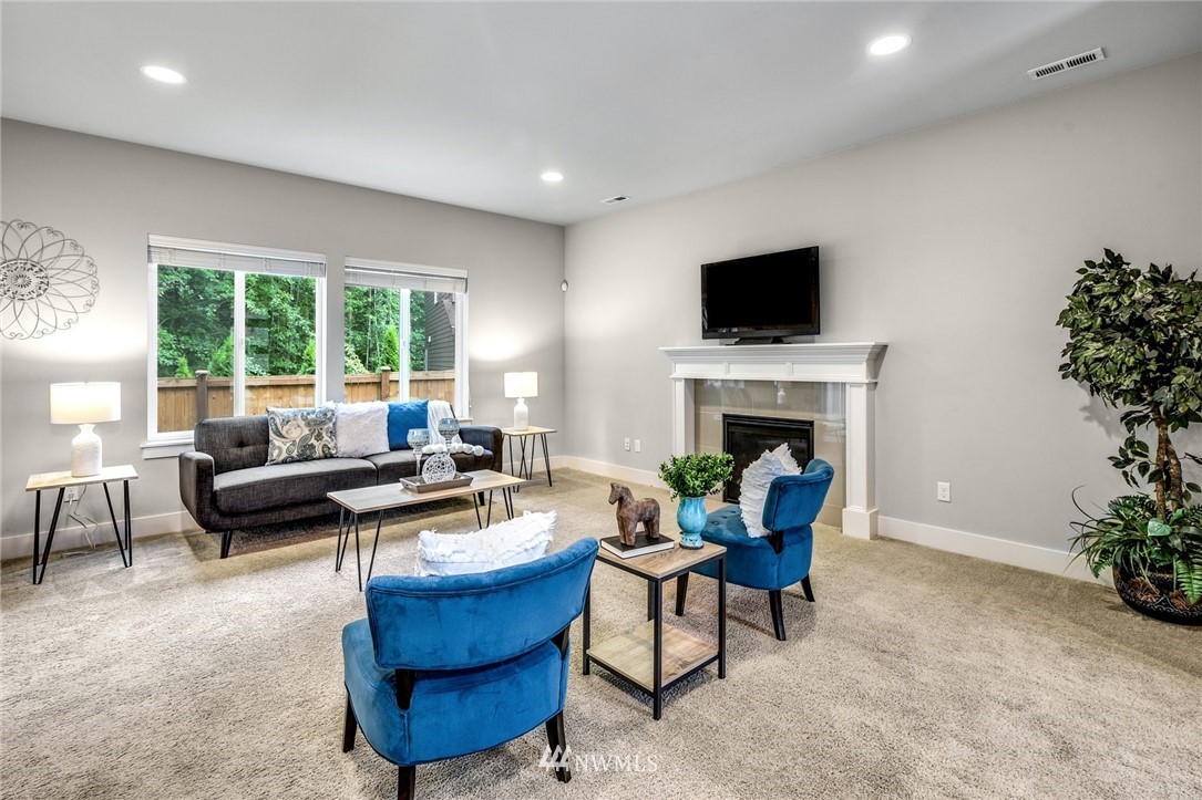 3304 181st Street Southeast Bothell, WA 98012 - Photo 6 of 34 Gallery Image 6