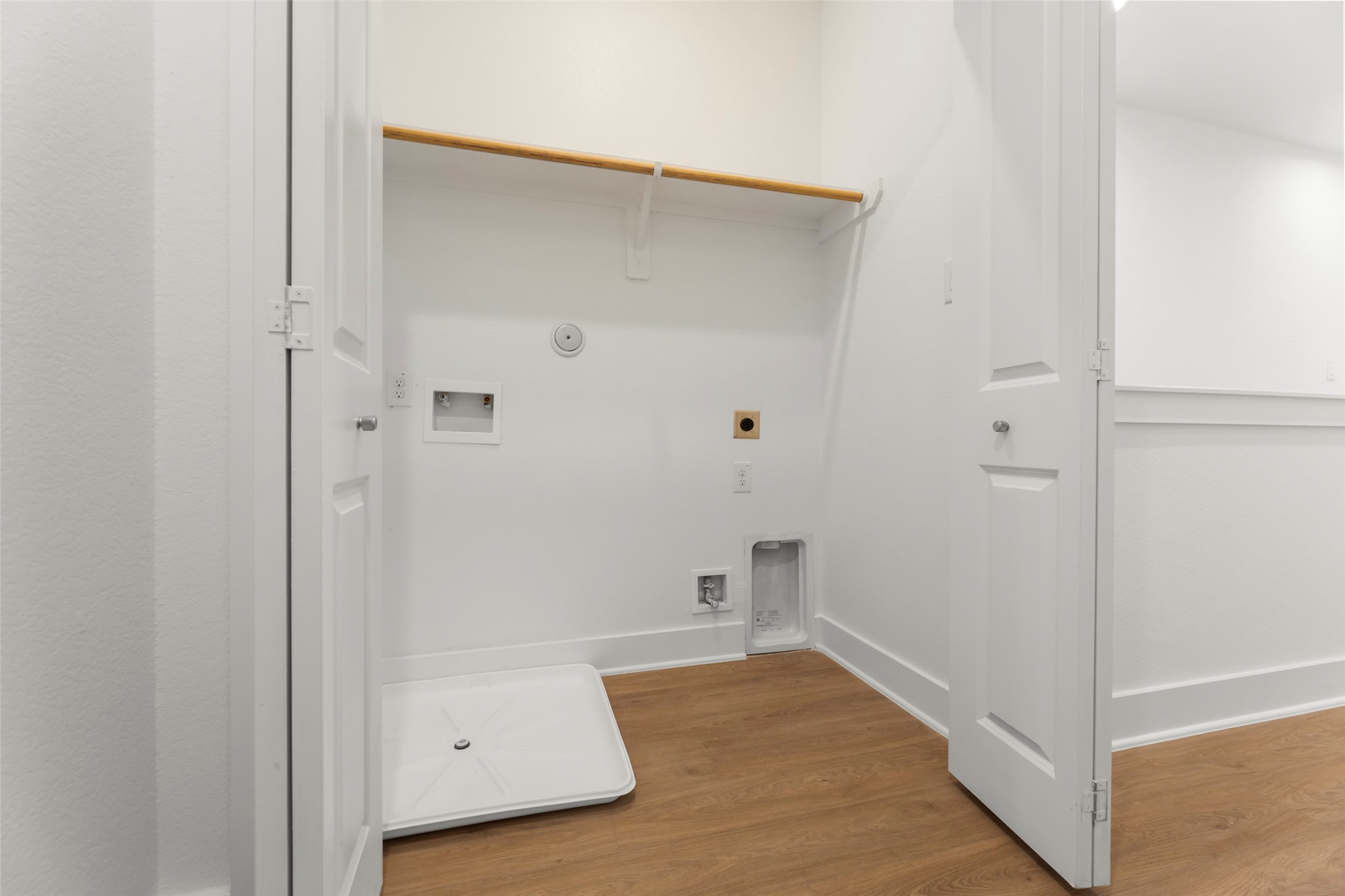 1477 Ferguson Way Houston, TX 77088 - Photo 36 of 37 a view of room