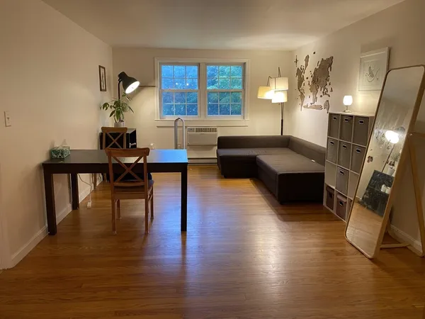 $2,800 | 1 Colonial Village Drive, Unit 12, Arlington, MA 02474