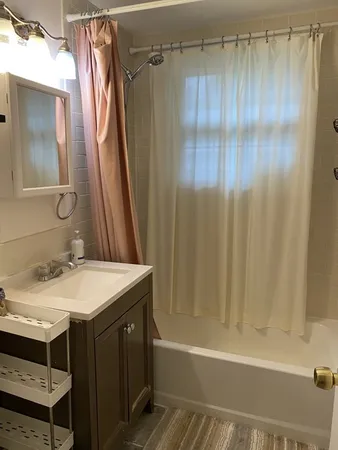 $2,800 | 1 Colonial Village Drive, Unit 12, Arlington, MA 02474