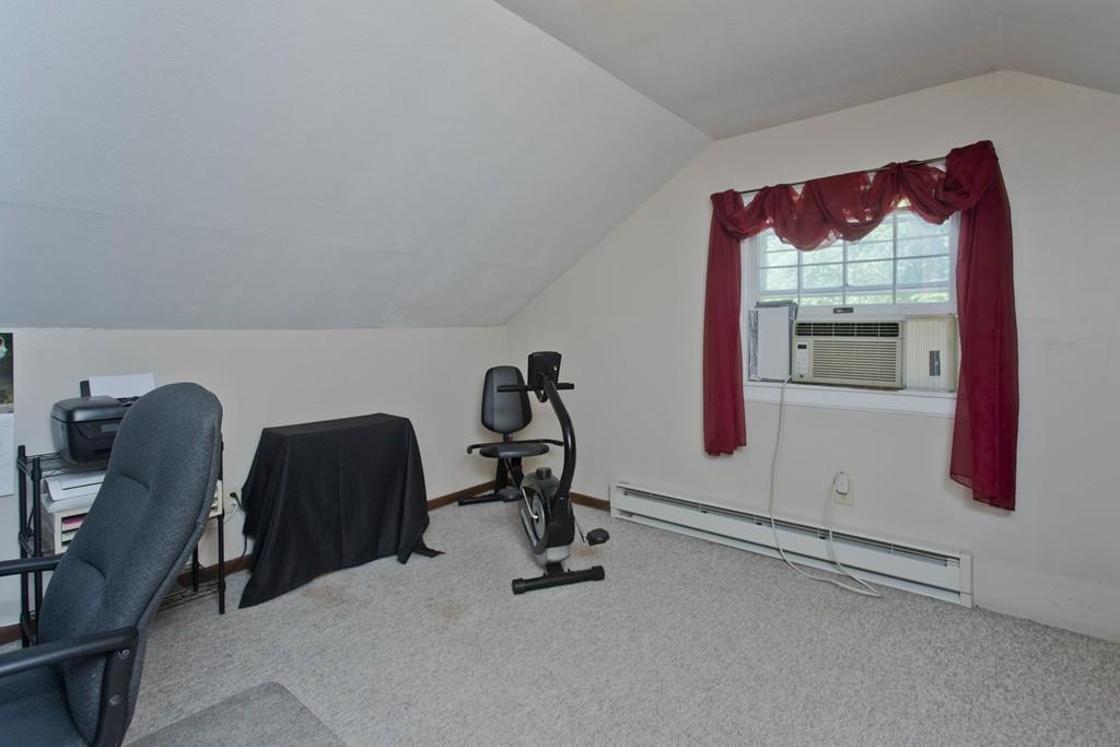 107 Middle Road Southampton, MA 01073 - Photo 25 of 41