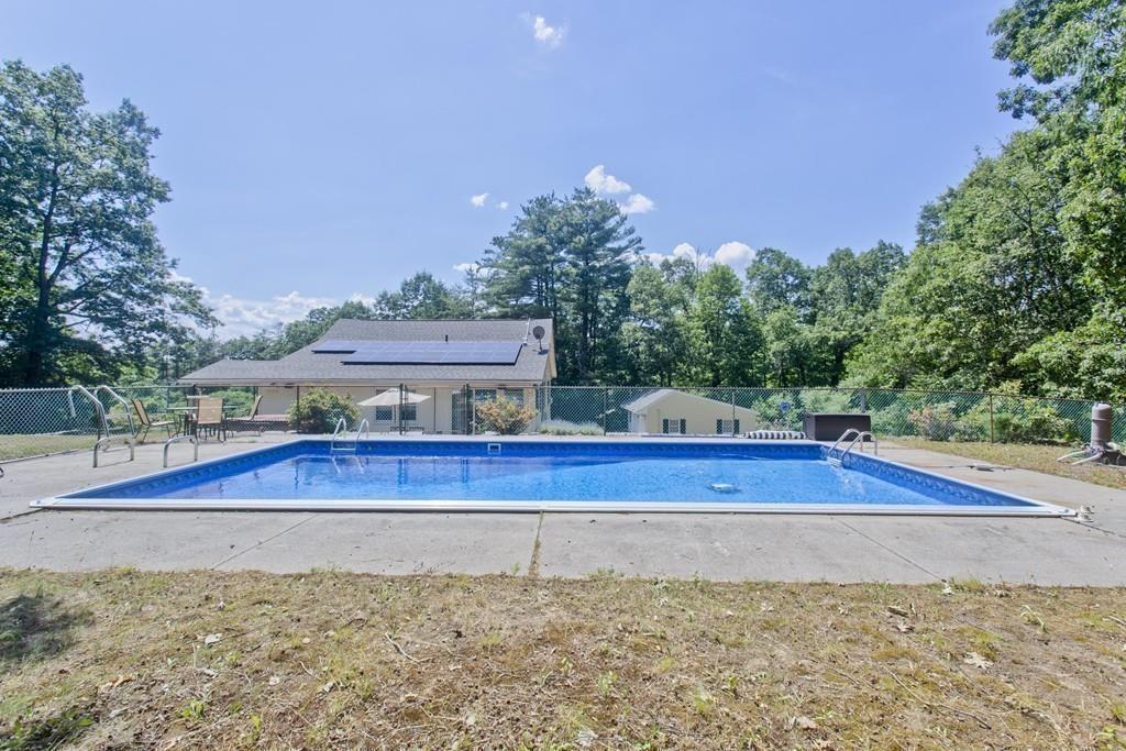 107 Middle Road Southampton, MA 01073 - Photo 32 of 41