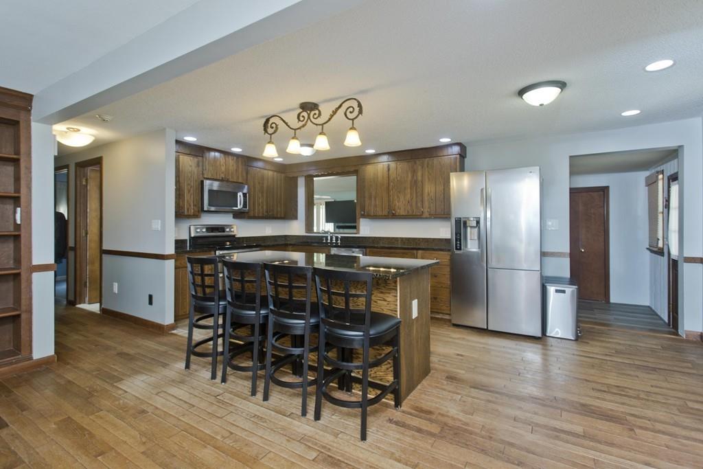 107 Middle Road Southampton, MA 01073 - Photo 4 of 41
