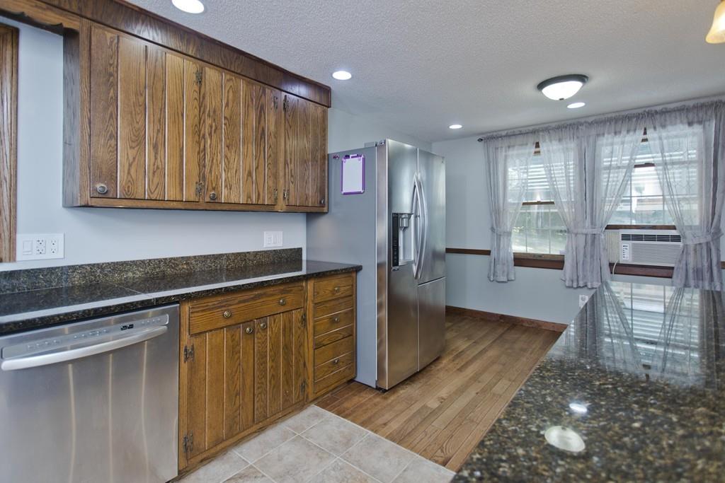 107 Middle Road Southampton, MA 01073 - Photo 6 of 41