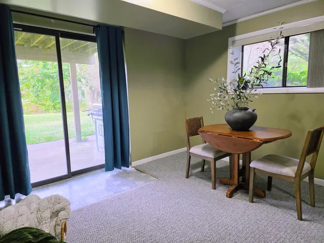 $215,000 | 808 Rolling Meadows Drive, Quincy, MI 49082