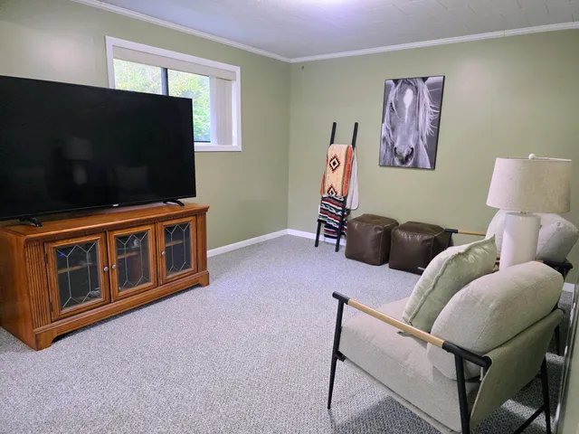 $215,000 | 808 Rolling Meadows Drive, Quincy, MI 49082