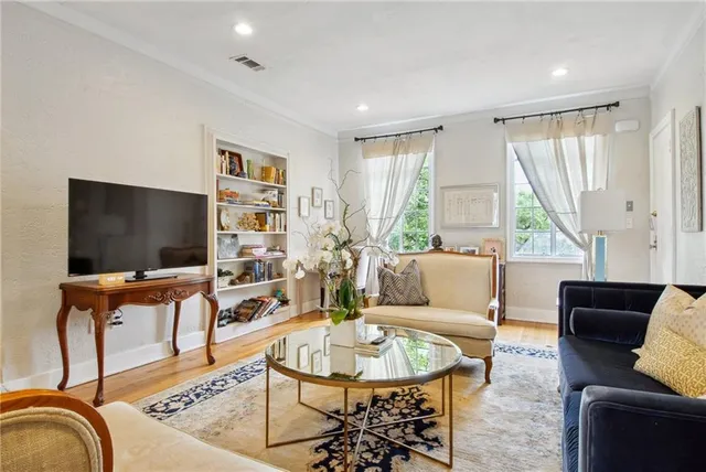 $2,400 | 1616 Soniat Street, Unit D, New Orleans, LA 70115