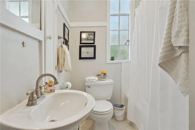 $2,400 | 1616 Soniat Street, Unit D, New Orleans, LA 70115