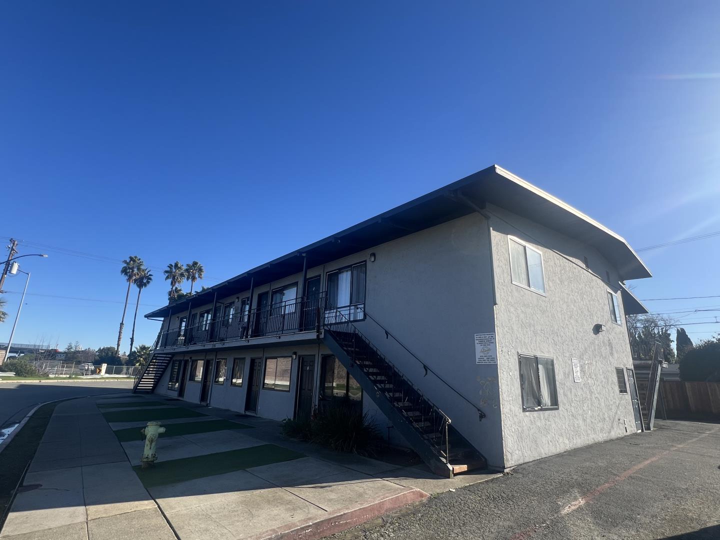 3786 Rolison Road Redwood City, CA 94063 - Photo 9 of 18 a view of a house with a deck