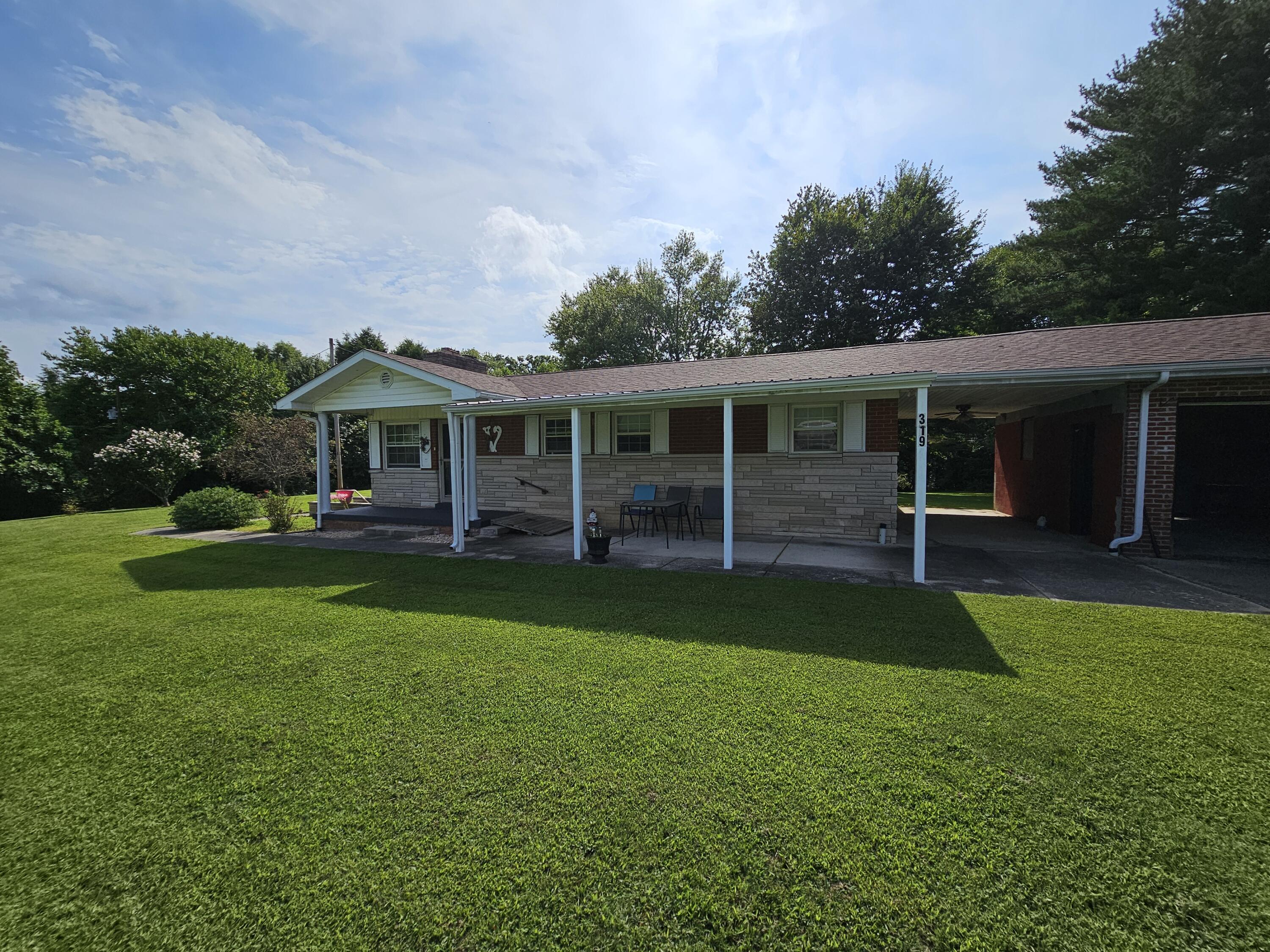 319 Hawk Creek Road London, KY 40741 - Photo 2 of 3 20240729_164606