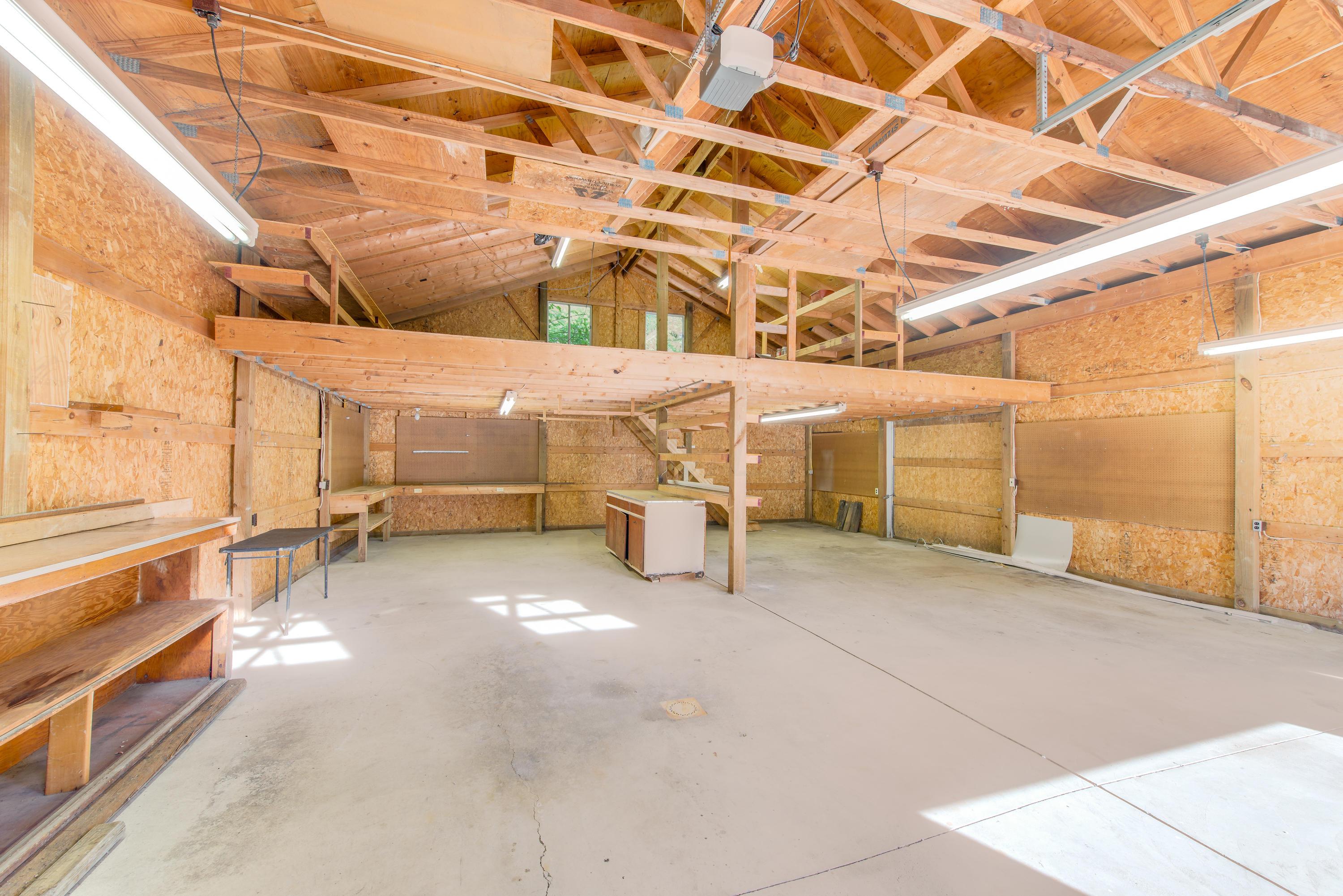 9030 Kinney Road Mount Vernon, OH 43050 - Photo 19 of 22 Gallery Image 19