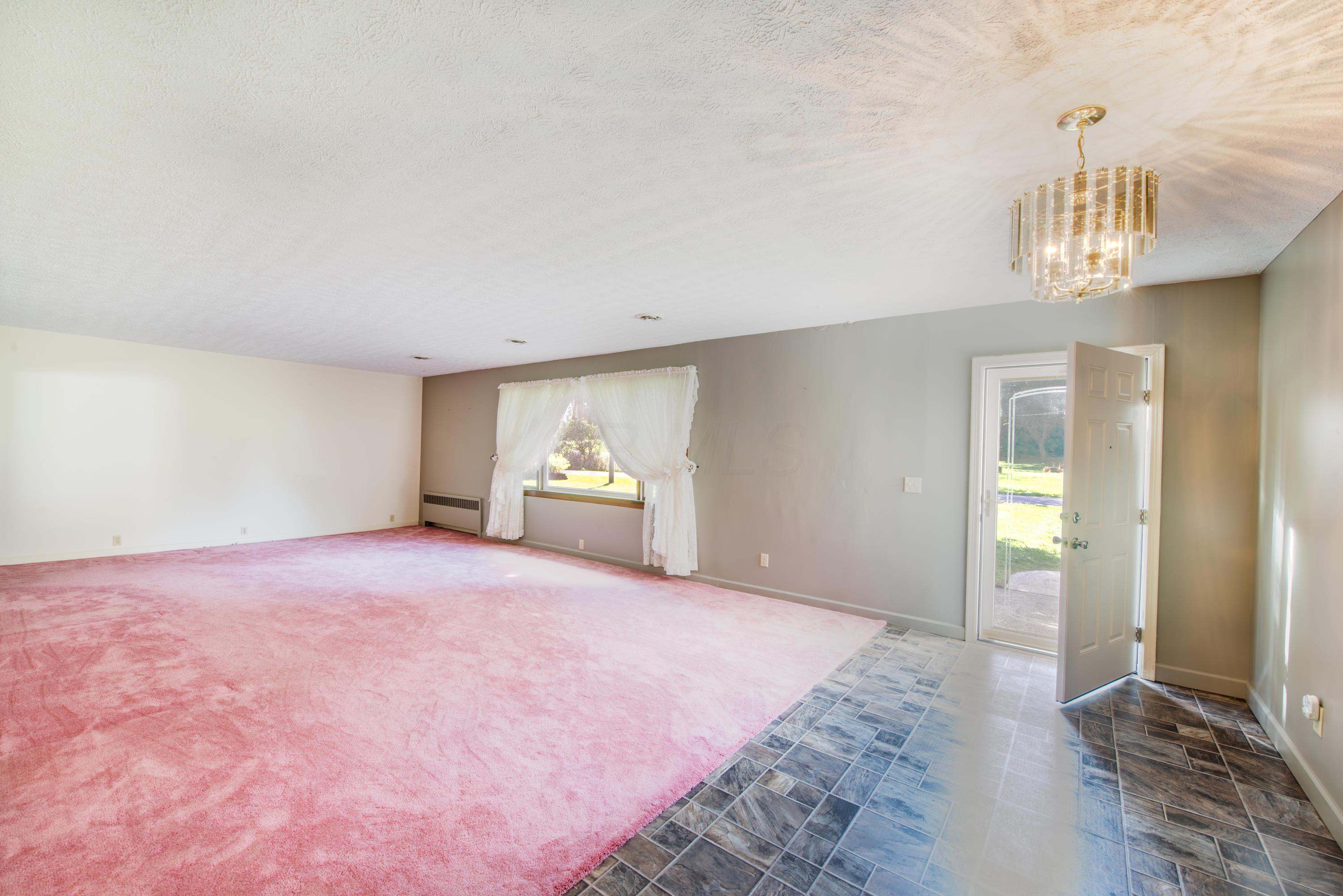 9030 Kinney Road Mount Vernon, OH 43050 - Photo 7 of 22 Gallery Image 7