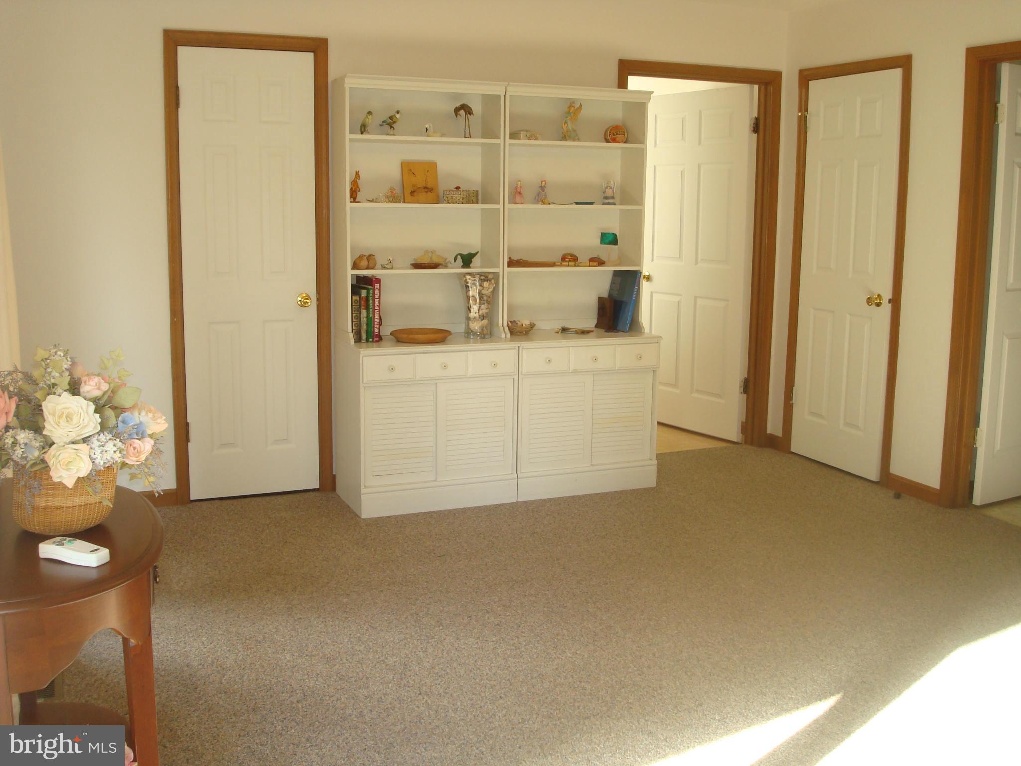 15 East Nicodemus Road Westminster, MD 21157 - Photo 28 of 30 Family Room