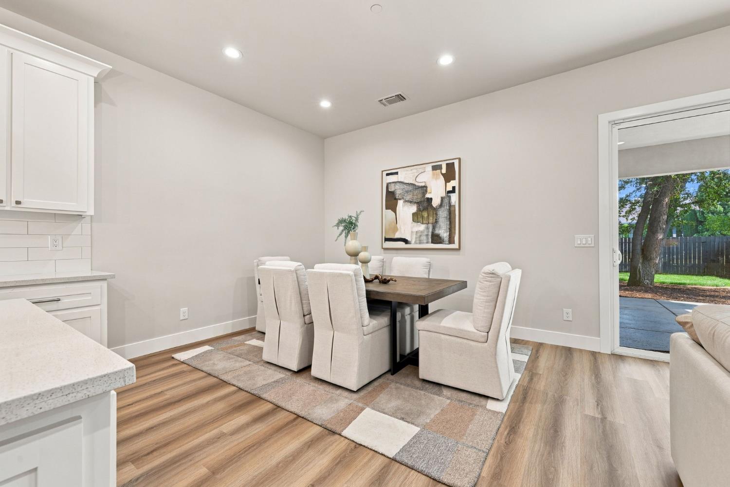 5027 Engle Road Carmichael, CA 95608 - Photo 15 of 71 Gallery Image 15