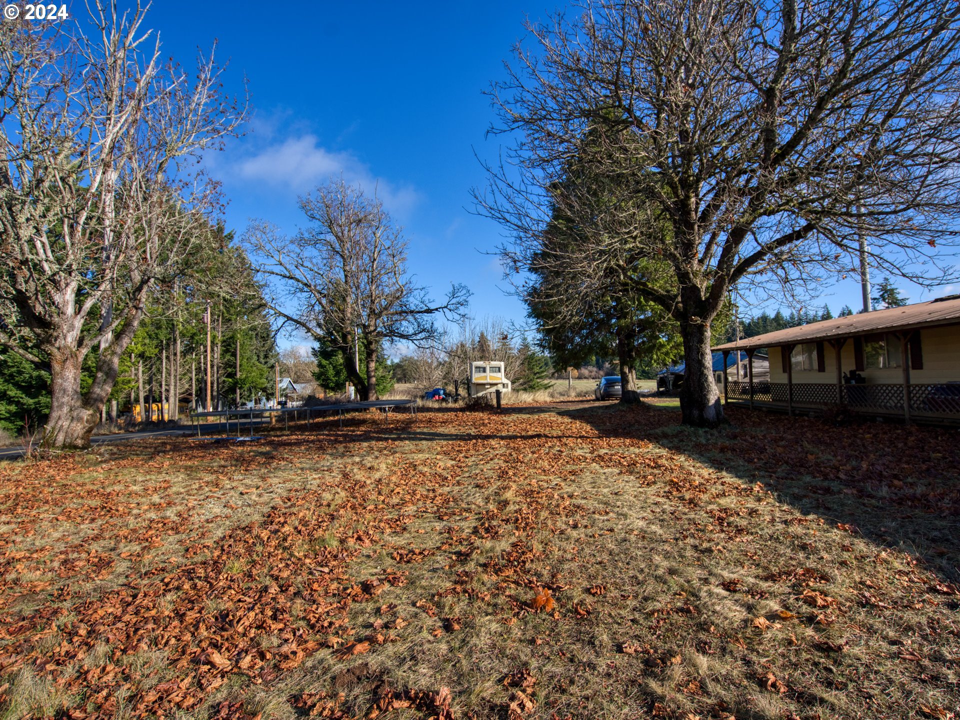 232 Bates Road White Salmon, WA 98672 - Photo 18 of 26 Gallery Image 18