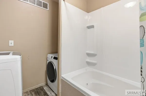 $290,000 | 240 Topaz Street, Blackfoot, ID 83221