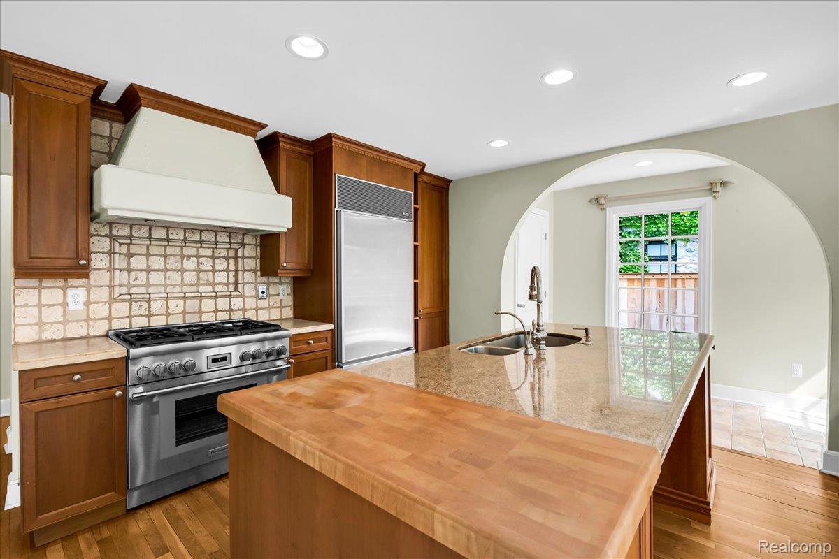 455 Linden Road Birmingham, MI 48009 - Photo 23 of 60 25-455 Linden Rd_24.jpg