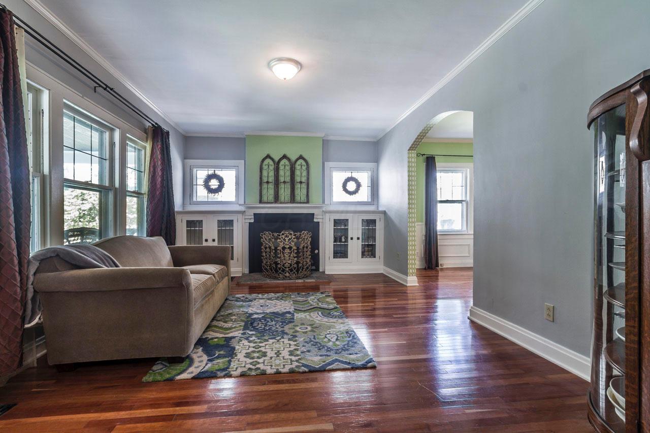 852 South Cassingham Road Columbus, OH 43209 - Photo 16 of 73