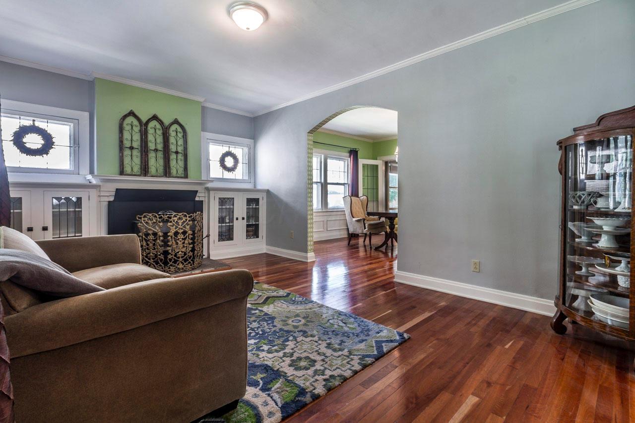 852 South Cassingham Road Columbus, OH 43209 - Photo 18 of 73