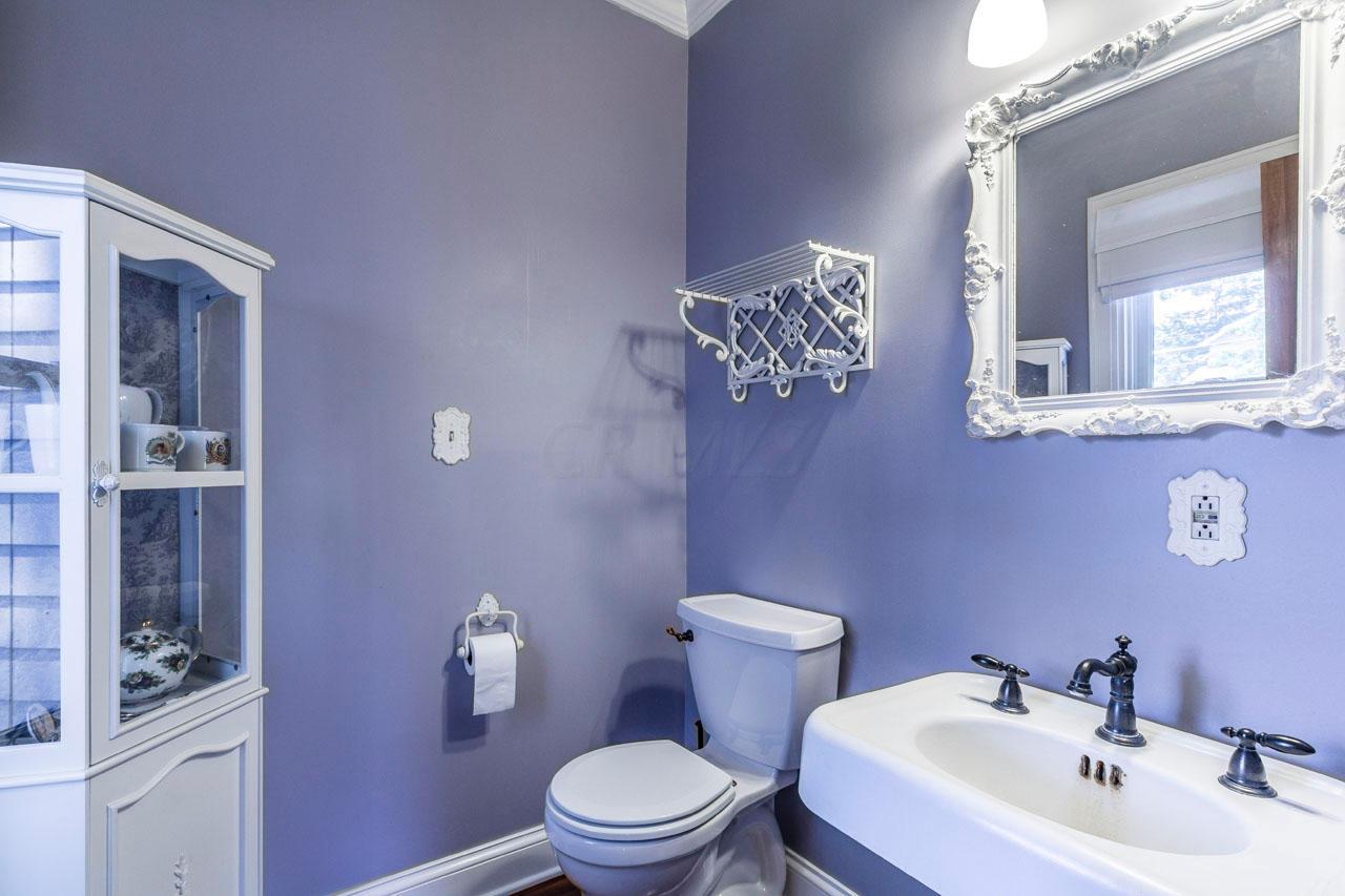 852 South Cassingham Road Columbus, OH 43209 - Photo 30 of 73