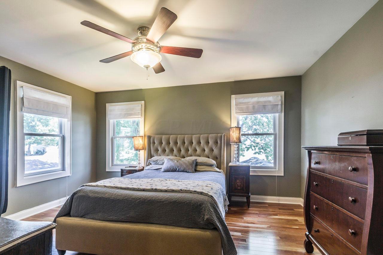 852 South Cassingham Road Columbus, OH 43209 - Photo 42 of 73