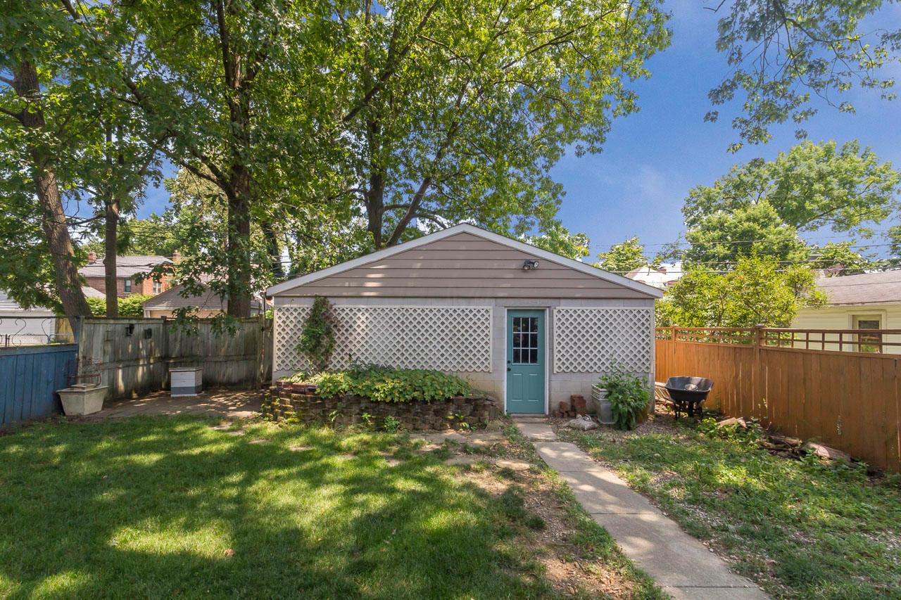 852 South Cassingham Road Columbus, OH 43209 - Photo 51 of 73