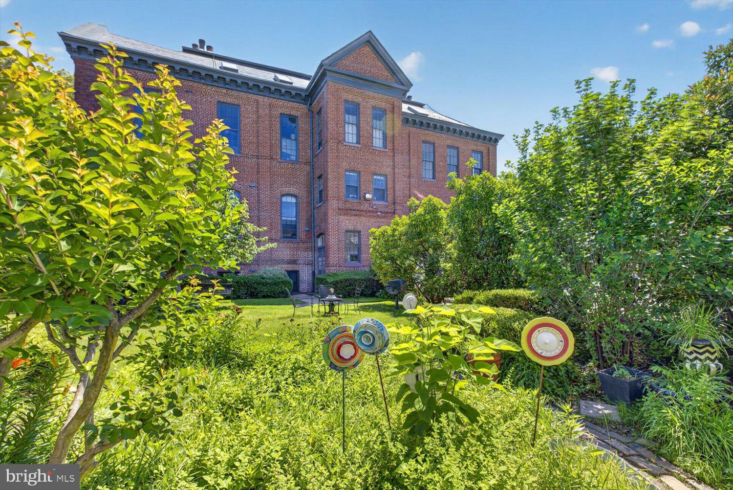 410 5th Street Northeast, Unit 1 Washington, DC 20002 - Photo 36 of 37 Charming garden oasis by historic brick.