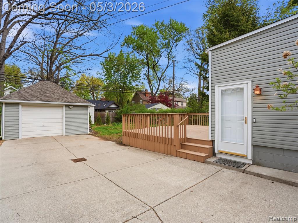 39 Woodward Heights Pleasant Ridge, MI 48069 - Photo 25 of 25 Gallery Image 25