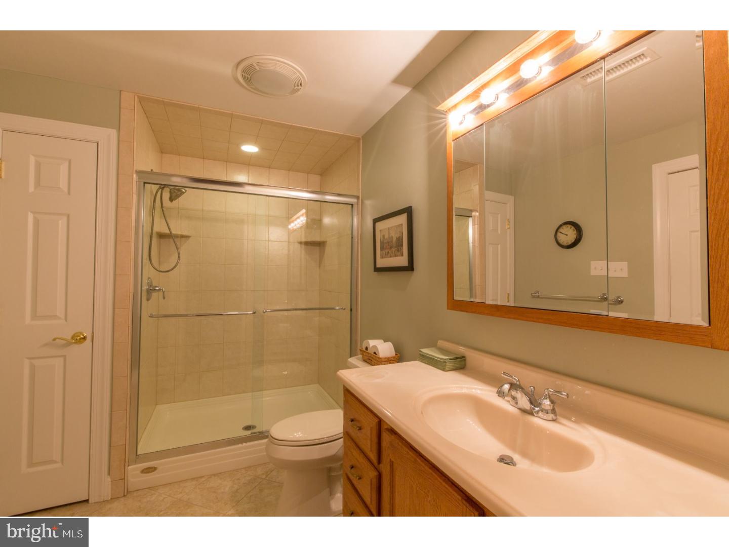290 Sydney Road Holland, PA 18966 - Photo 22 of 25 In-law Suite
