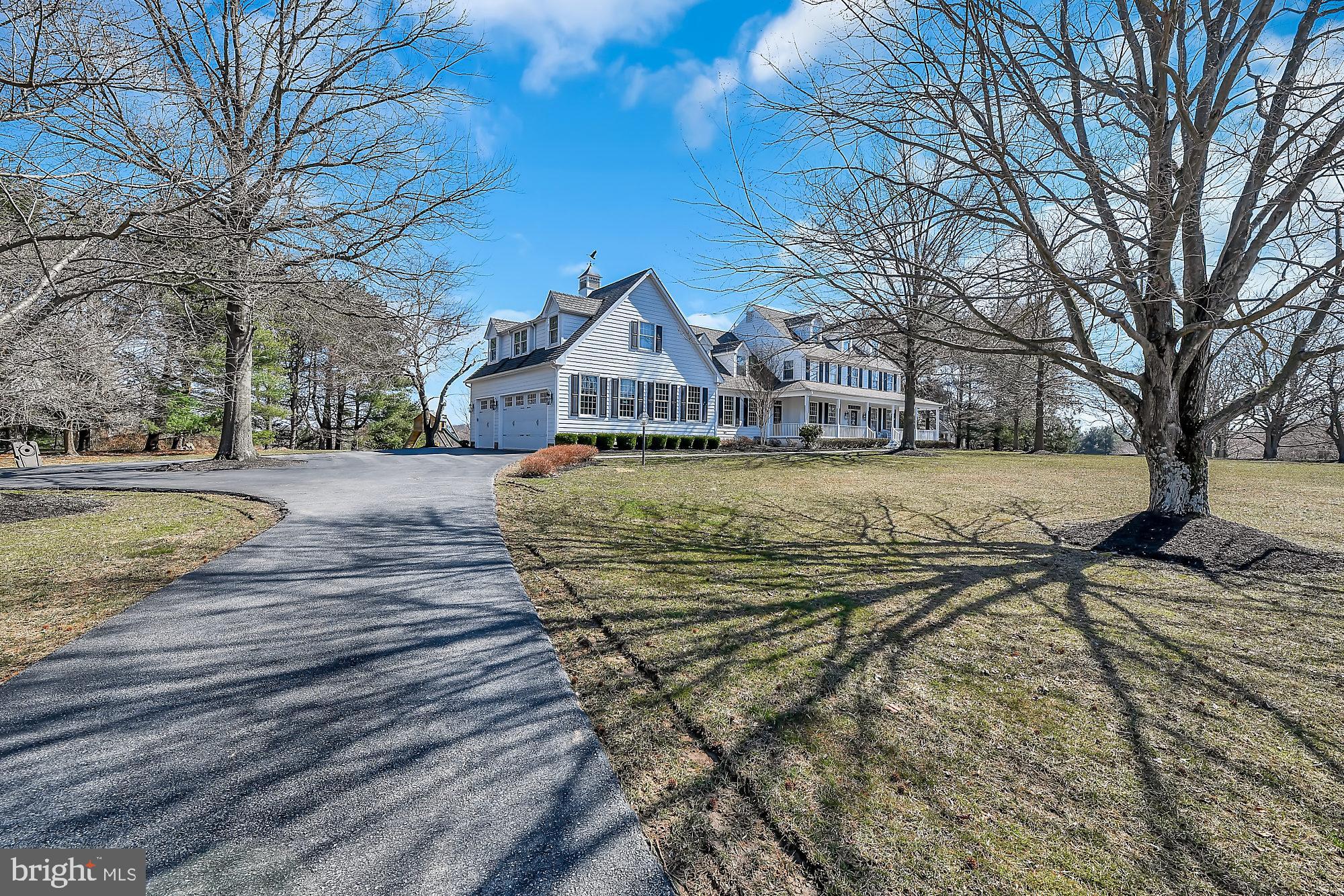 11024 Gaither Farm Road Ellicott City, MD 21042 - Photo 20 of 23 Awesome Driveway with Circular Area