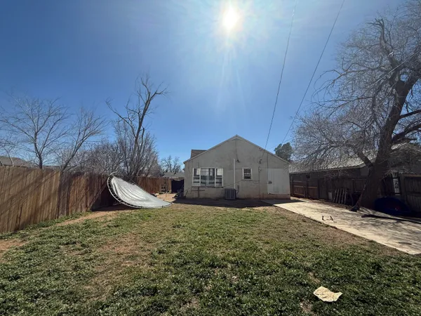 $130,000 | 1914 15th Street, Lubbock, TX 79401
