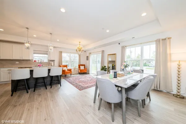 $3,200 | 277 Masters Drive, Addison, IL 60101