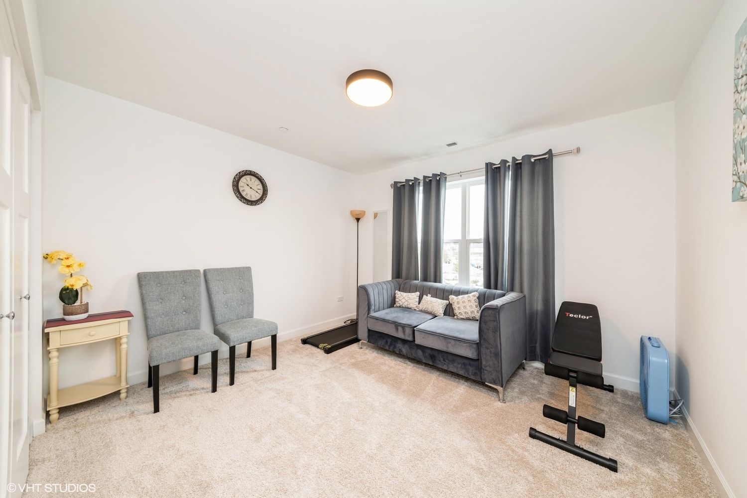 277 Masters Drive Addison, IL 60101 - Photo 9 of 17