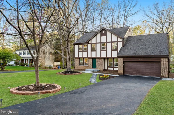 $1,199,990 | 1840 Post Oak Trail, Reston, VA 20191